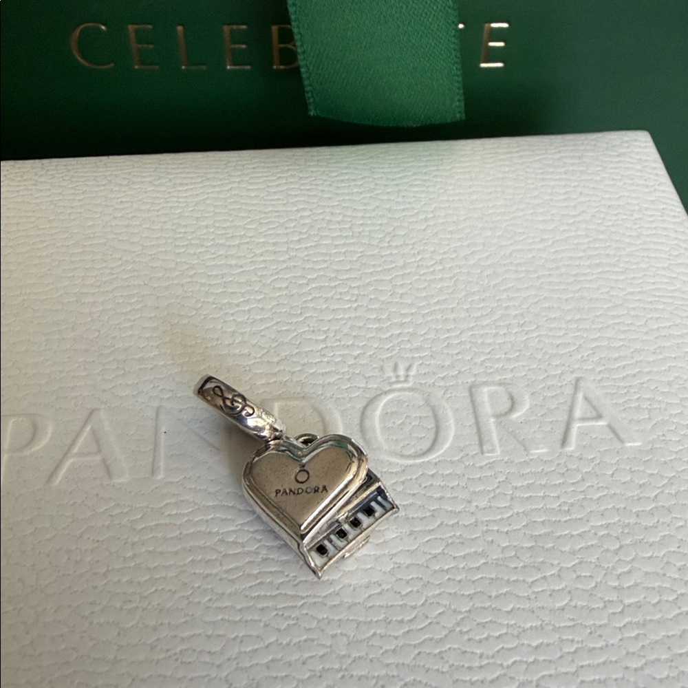 Pandora Silver and Black Enamel With CZ Grand Piano Charm RARE RETIRED